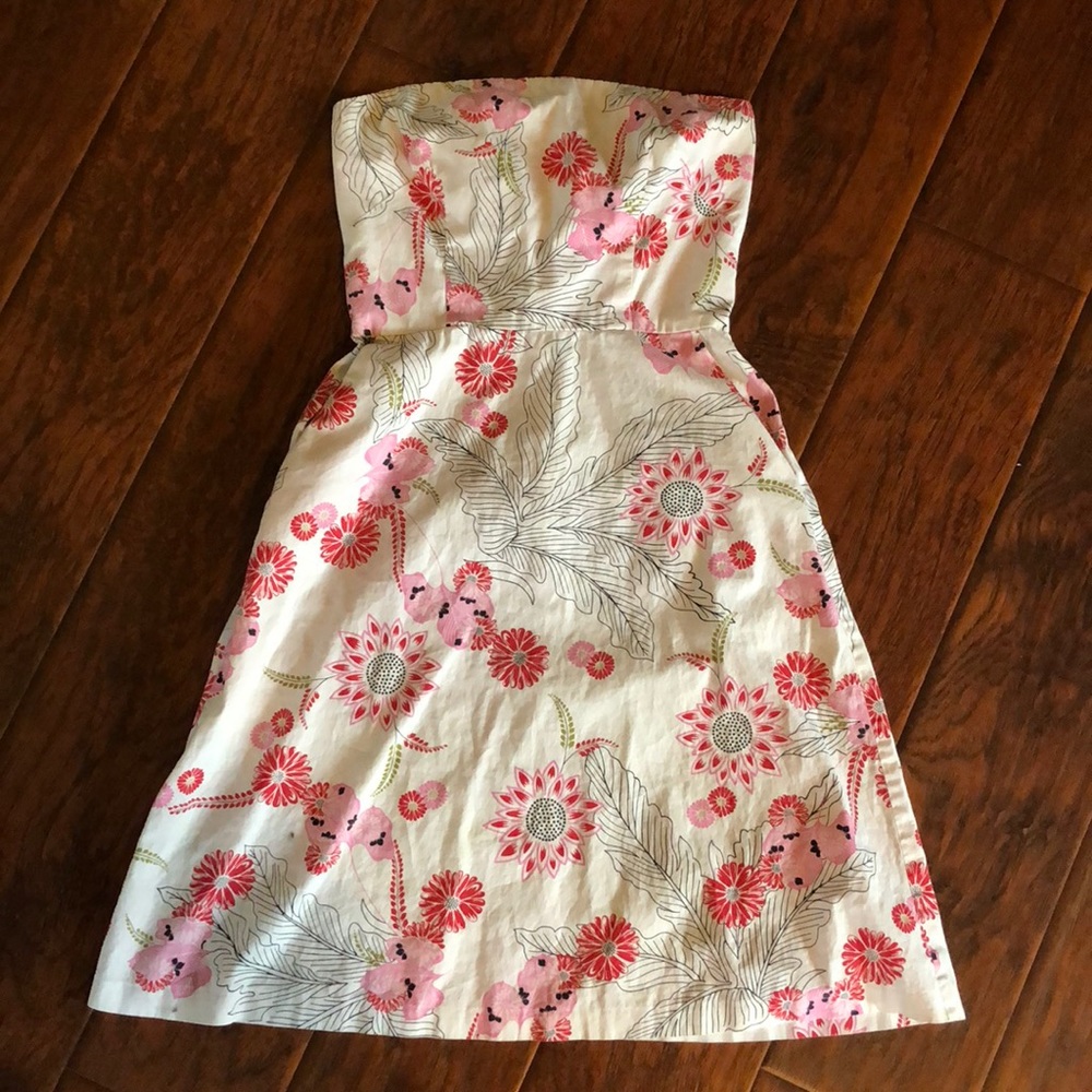 Strapless dress